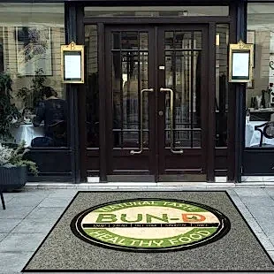 Ortası Baskılı Yeşil Gri Tabanlı Logolu Paspas